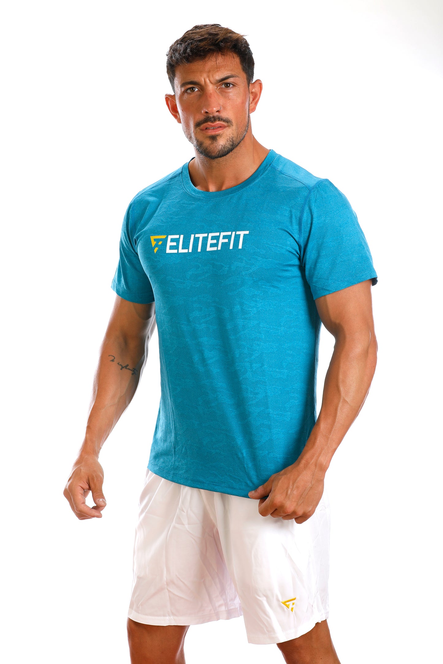 Camiseta ZEUS (azul claro)