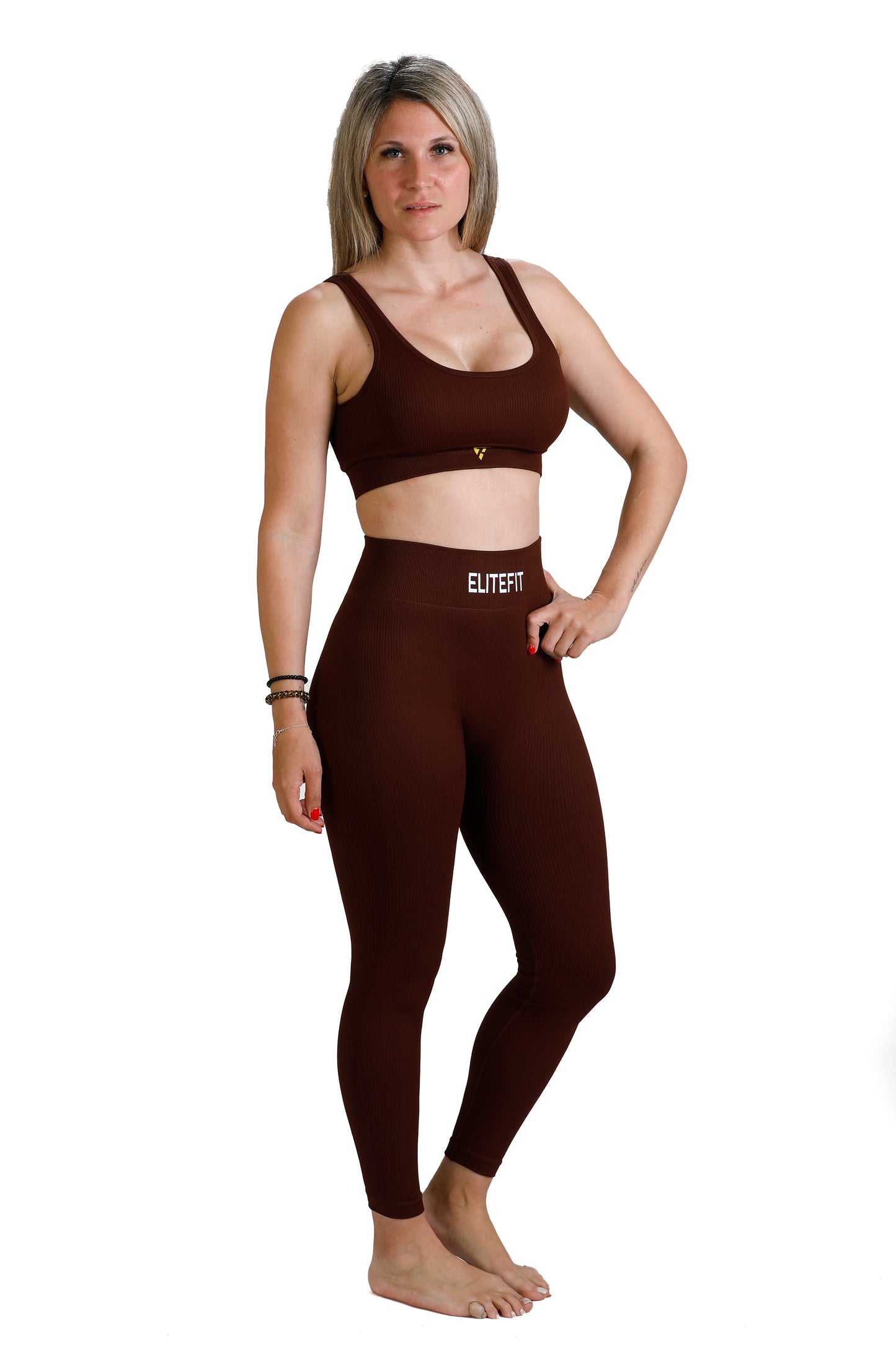 ARIA set (brown)