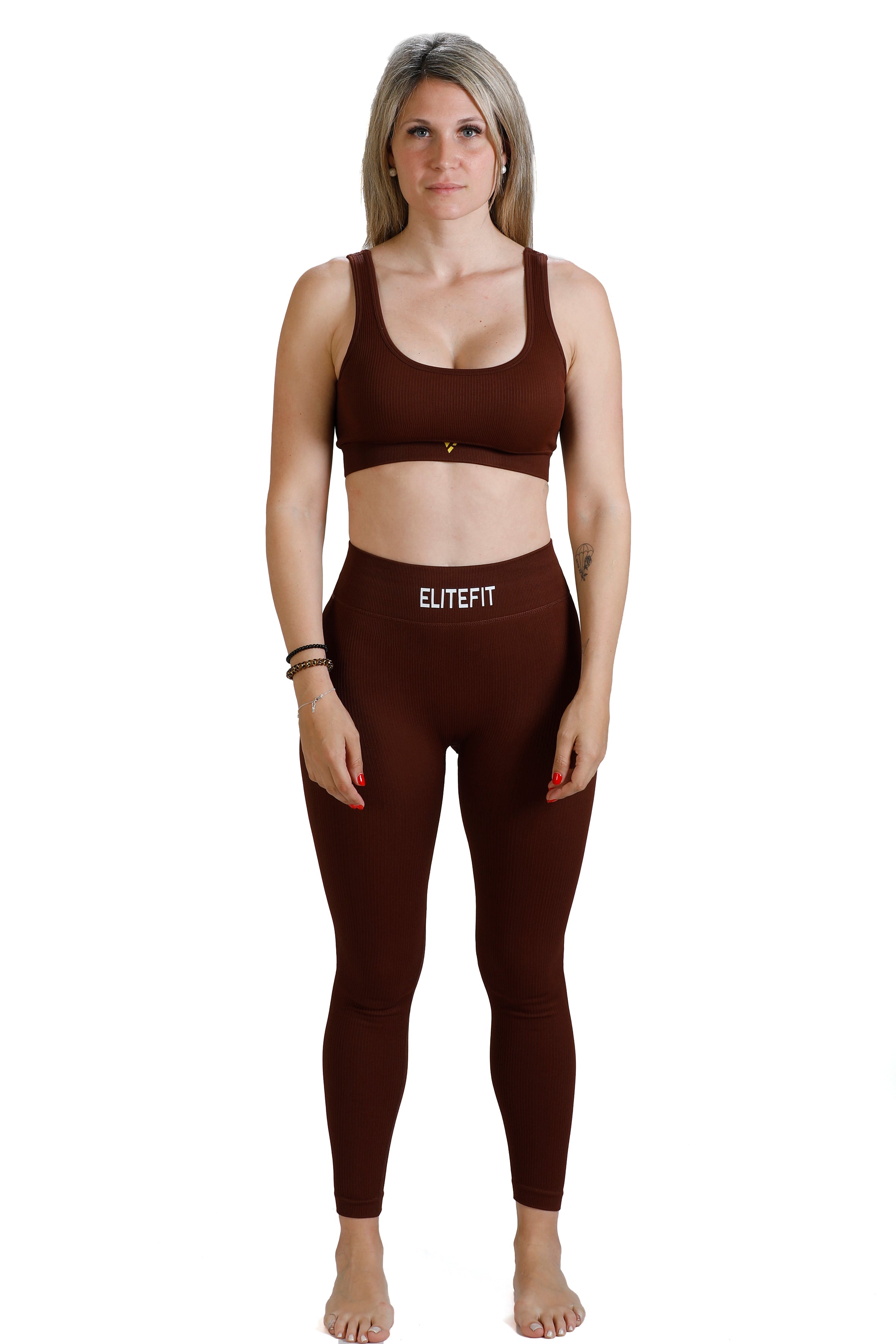 Conjunto ARIA (marrón)