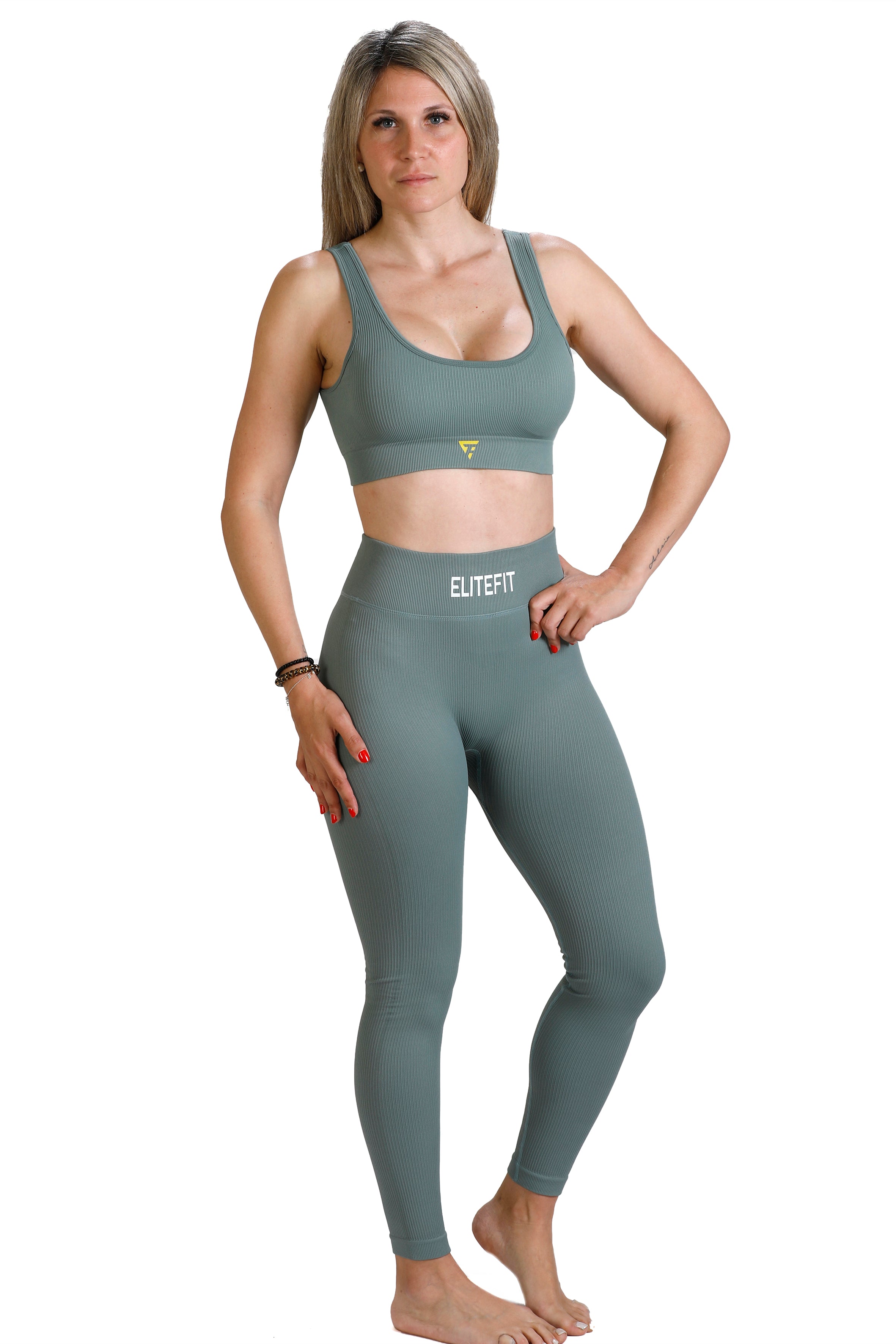 Conjunto ARIA (pistacho)