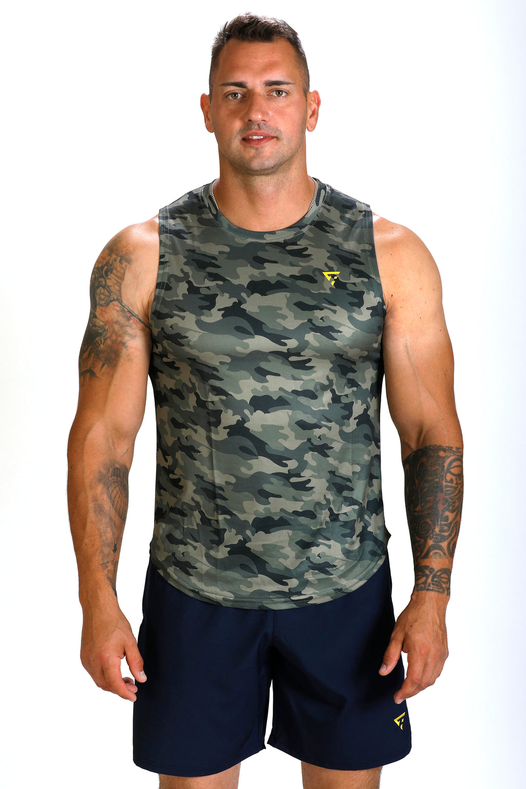 Camiseta HADES (verde militar)