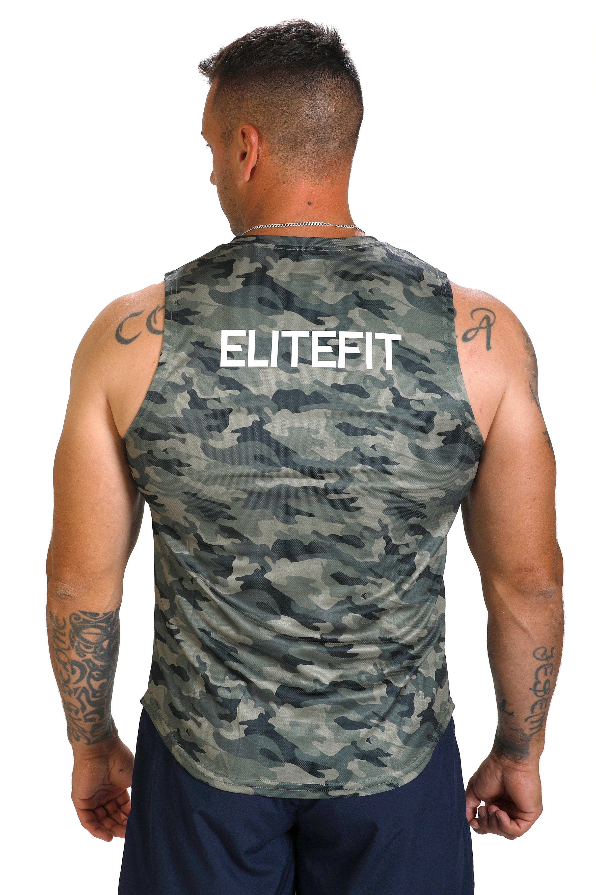 Camiseta HADES (verde militar)