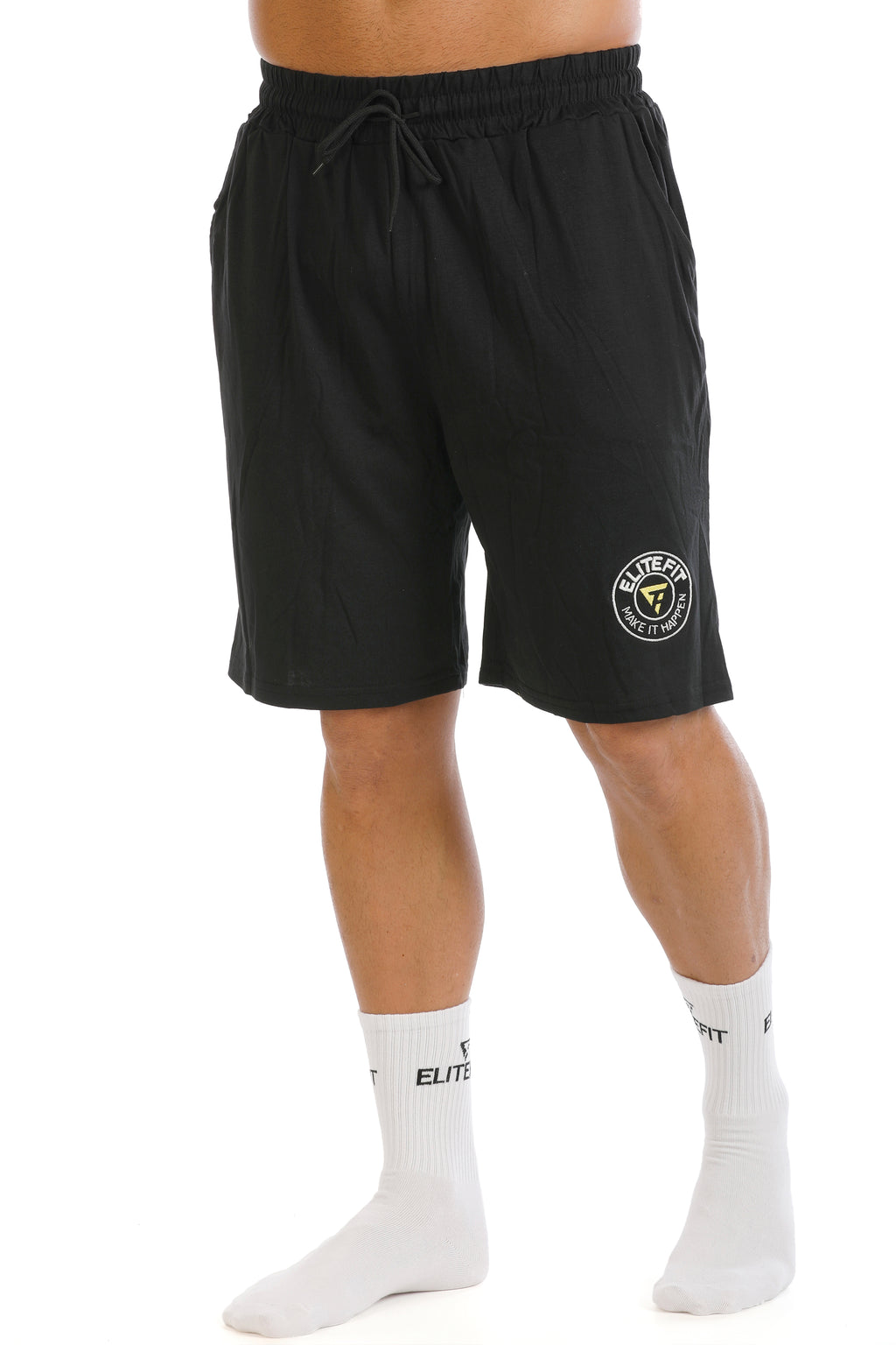 Pantalón corto ALCEO deportivo para hombre en color negro, con cintura elástica ajustable y diseño cómodo para actividad física.