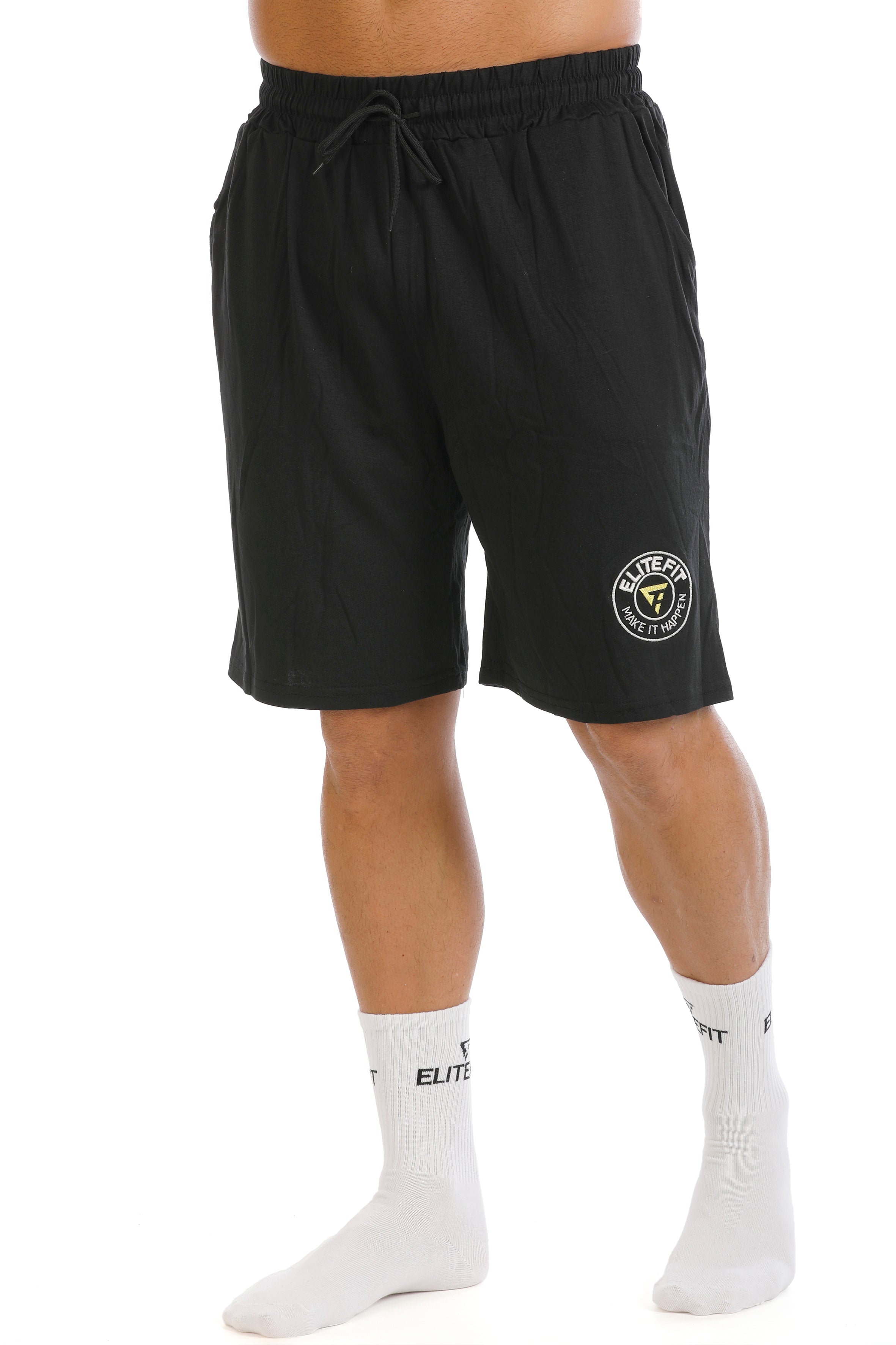 Pantalón corto ALCEO deportivo para hombre en color negro, con cintura elástica ajustable y diseño cómodo para actividad física.